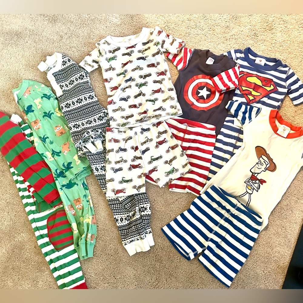 7 pairs of Hanna andersson pajamas boys 6-7